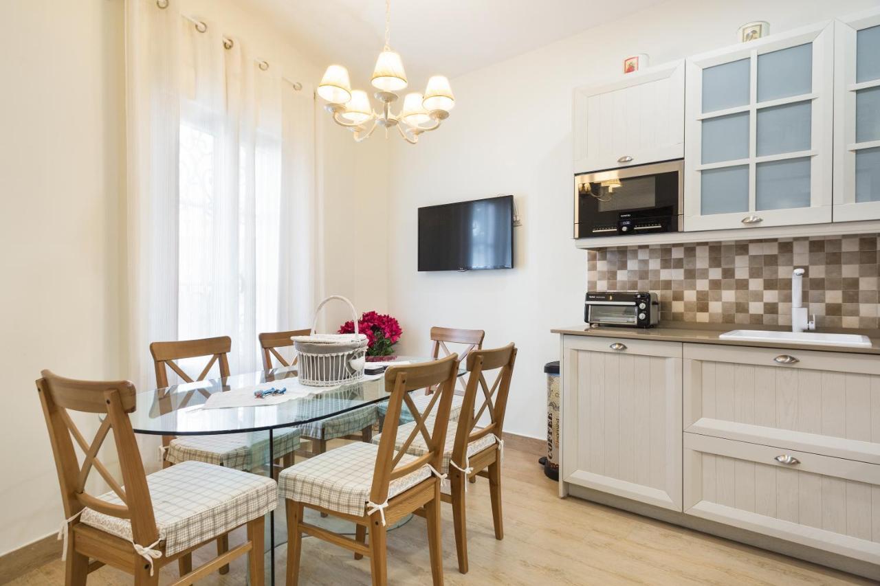 Sitges Spaces Beach House-4 Bedrooms, 3 Bathrooms, Large Terrace, Jacuzzi, Center-Beach Extérieur photo